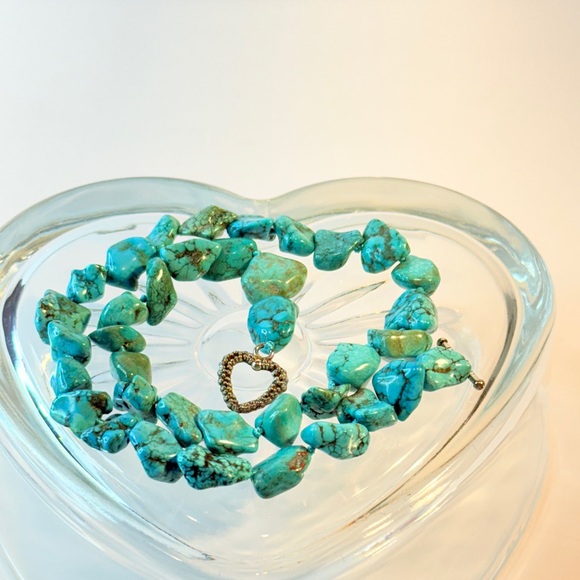 🆕 Faux Chunky Turquoise Nugget Necklace w/ Heart Toggle Clasp – Bold & Beautiful - Picture 16 of 16